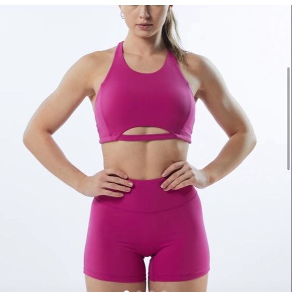 Alphalete Other - Alphalete Pulse Surge Bra Arcade Pink size M